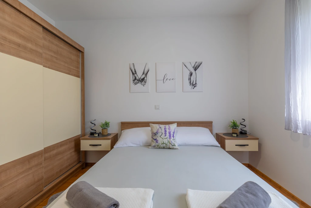 Apartman Sea & Stone br. 2 u Starigradu