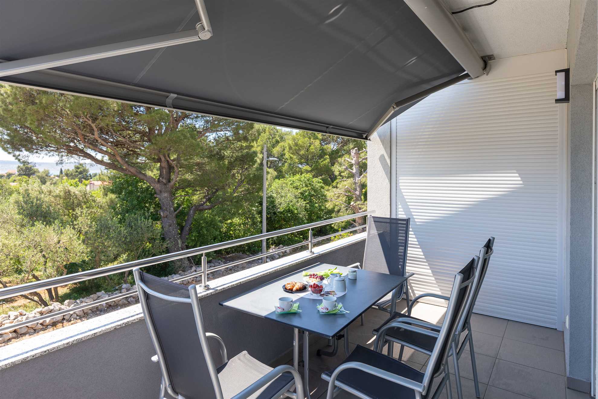 Sea & Stone Apartment No 3 in Starigrad
