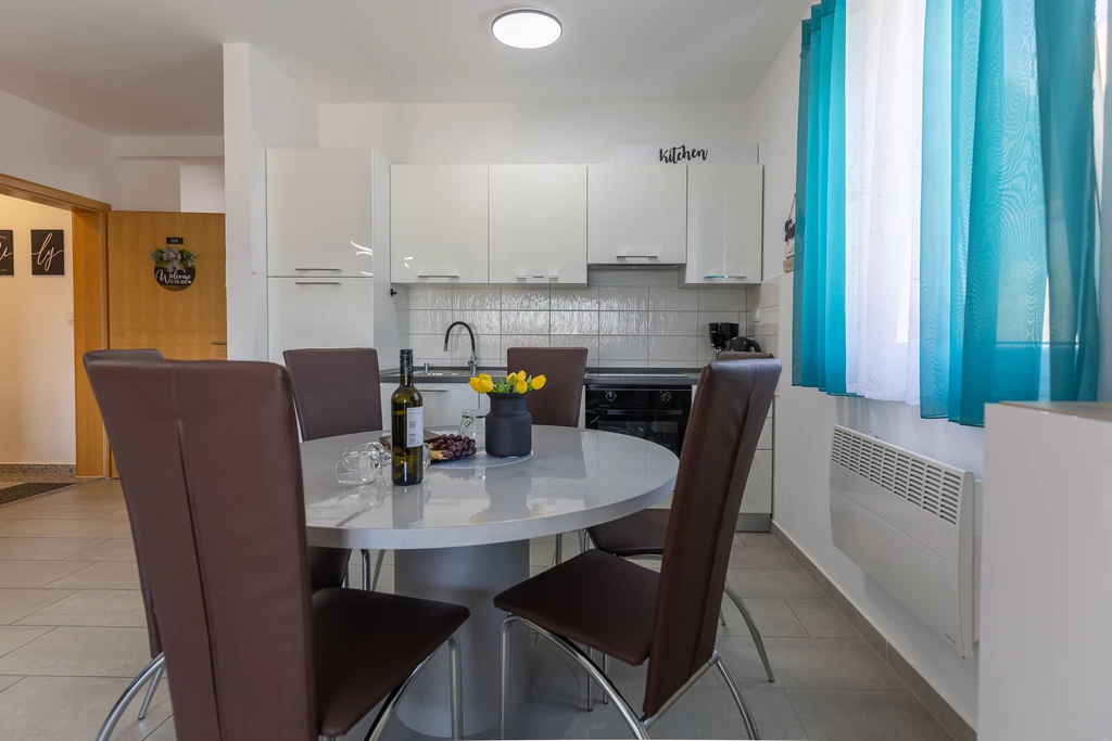 Apartman Sea & Stone br. 3 u Starigradu