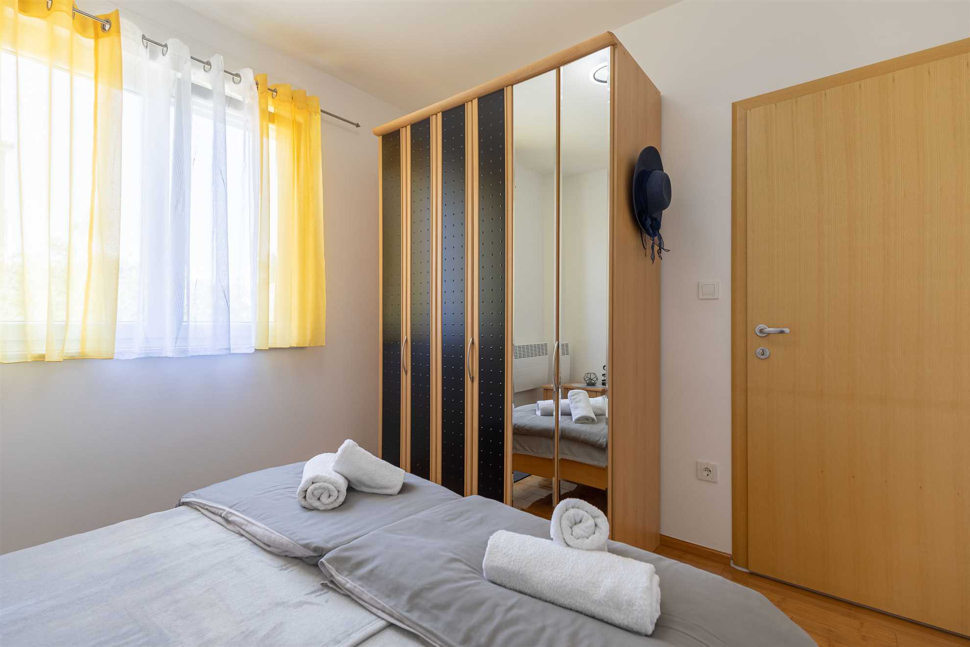 Sea & Stone Apartment No 3 in Starigrad