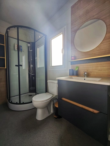 Mobile Home in Vir for Up to 4 Guests