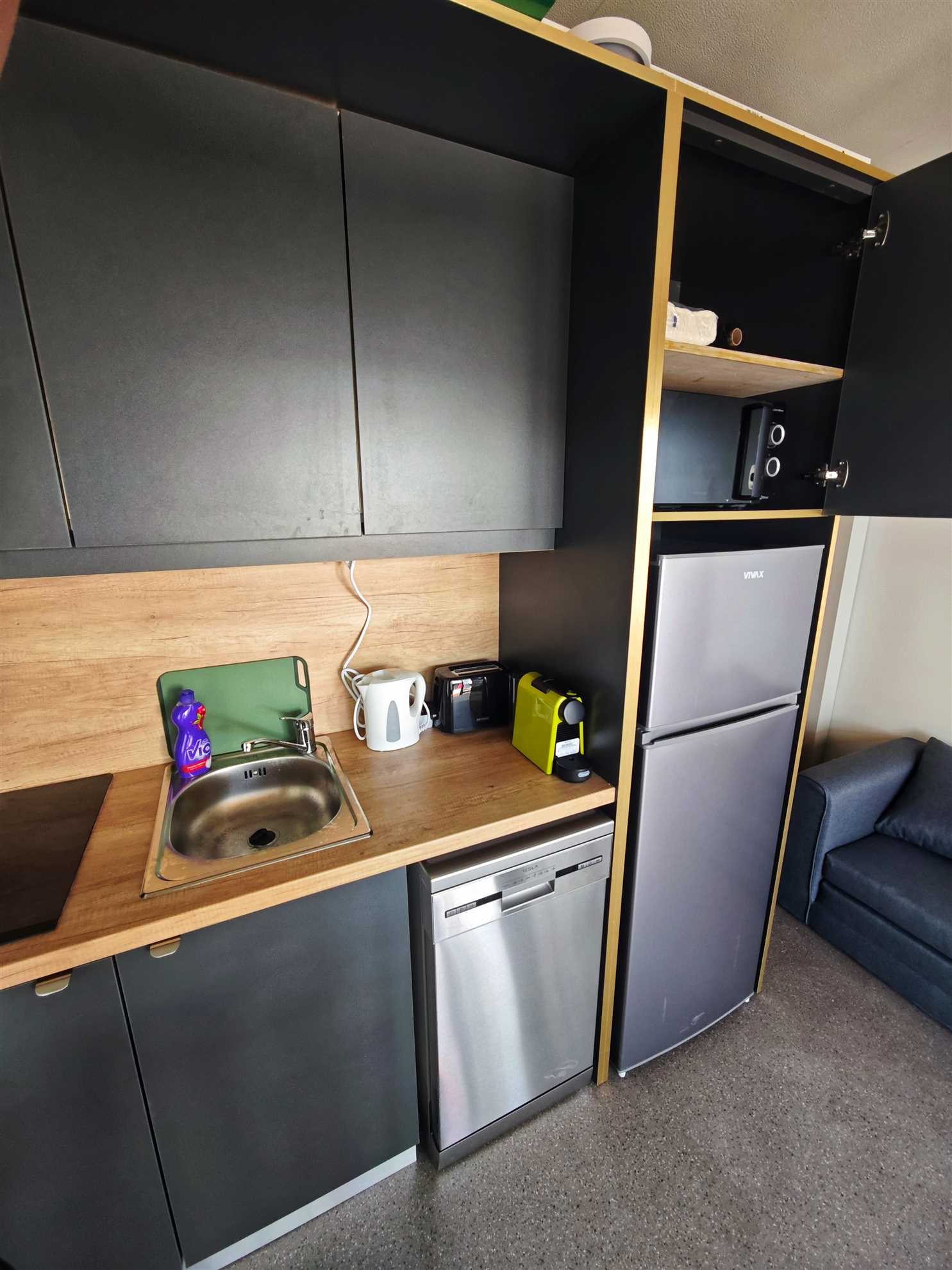 Innova TravelVir - MobHome Daniel
