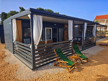 Mobile Home in Vir for Up to 4 Guests