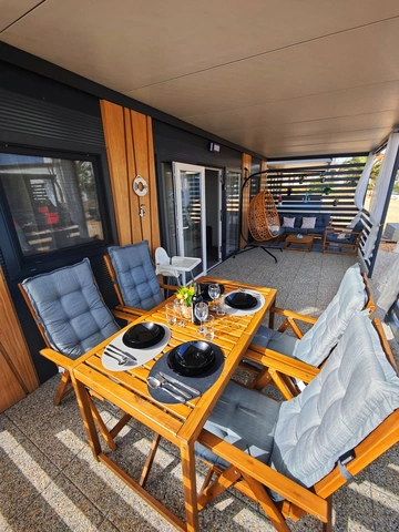 Mobile Home in Vir for Up to 4 Guests