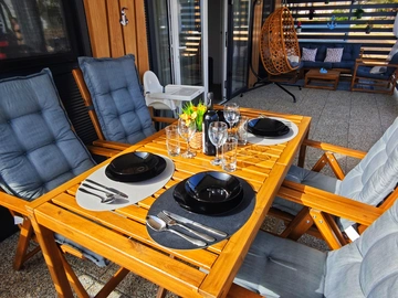 Mobile Home in Vir for Up to 4 Guests