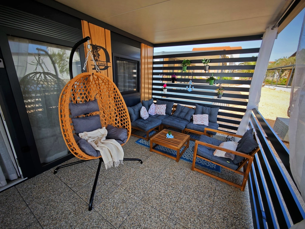 Mobile Home in Vir for Up to 4 Guests