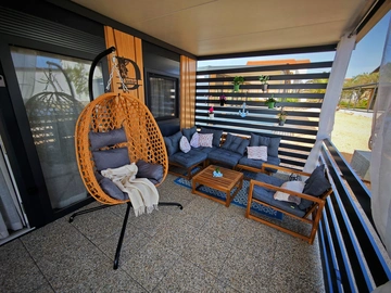 Mobile Home in Vir for Up to 4 Guests