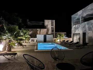 4-Bedroom Villa in Privlaka for Up to 10 Guests