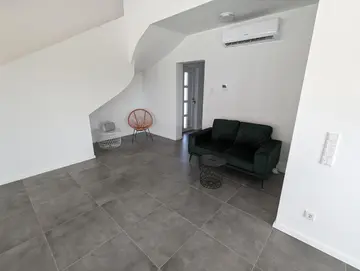 4-Bedroom Villa in Privlaka for Up to 10 Guests