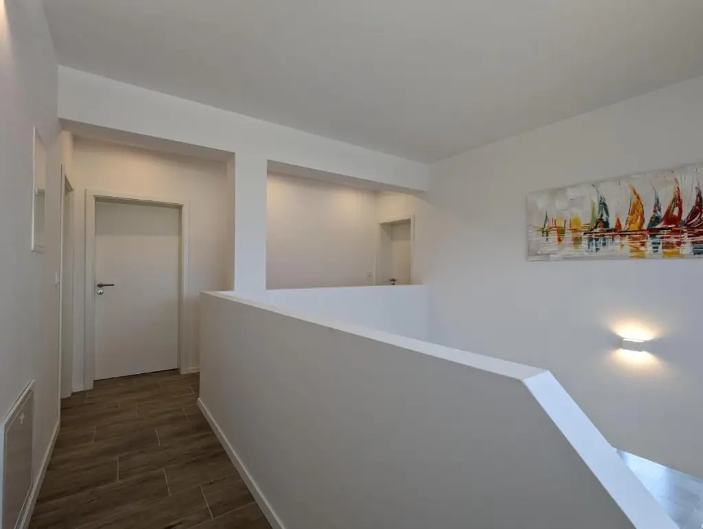 4-Bedroom Villa in Privlaka for Up to 10 Guests