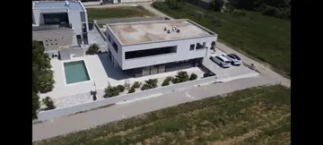 4-Bedroom Villa in Privlaka for Up to 10 Guests