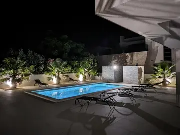 4-Bedroom Villa in Privlaka for Up to 10 Guests