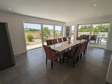 4-Bedroom Villa in Privlaka for Up to 10 Guests