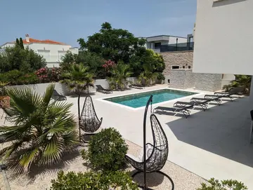 4-Bedroom Villa in Privlaka for Up to 10 Guests