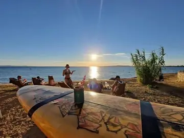 4-Bedroom Villa in Privlaka for Up to 10 Guests