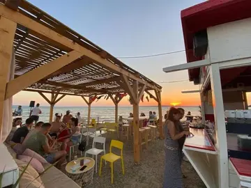 4-Bedroom Villa in Privlaka for Up to 10 Guests