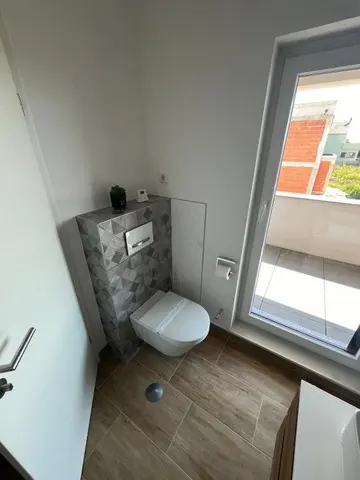 4-Bedroom Villa in Privlaka for Up to 10 Guests