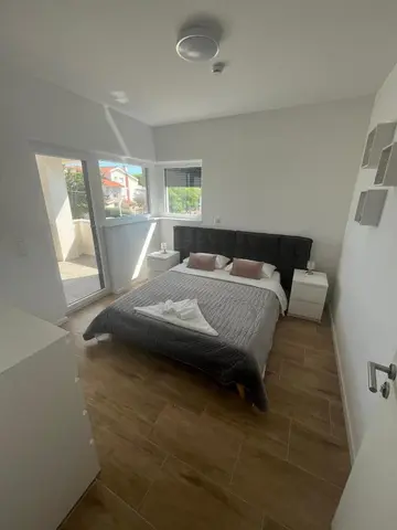 4-Bedroom Villa in Privlaka for Up to 10 Guests