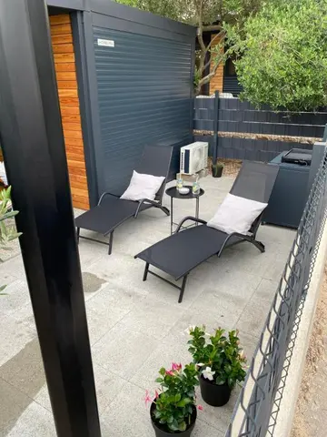 Mobile Home in Sv. Petar na Moru for 4 Guests