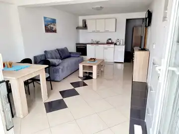 1-Bedroom Apartment in Omišalj for up to 4