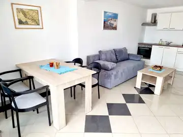 1-Bedroom Apartment in Omišalj for up to 4
