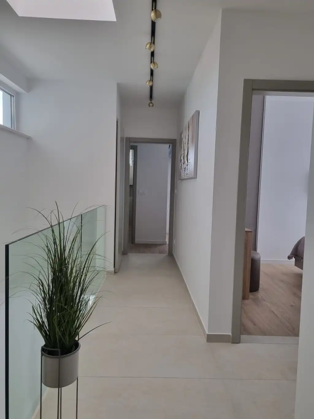Modern 4-Bedroom Villa with Pool in Omišalj