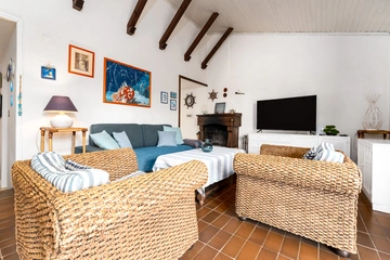 3-Bedroom Villa for Up to 8 Guests in Kornić