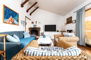 3-Bedroom Villa for Up to 8 Guests in Kornić