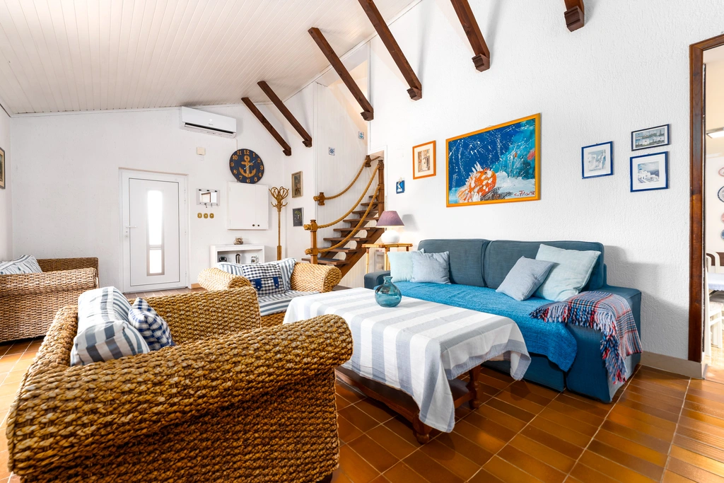 3-Bedroom Villa for Up to 8 Guests in Kornić