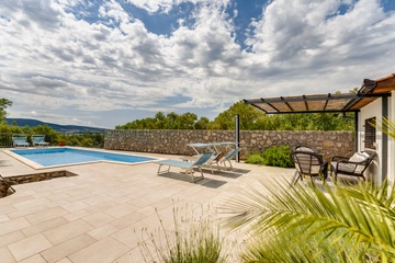 3-Bedroom Villa for Up to 8 Guests in Kornić