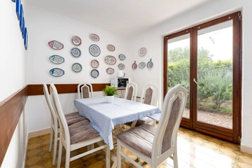 3-Bedroom Villa for Up to 8 Guests in Kornić