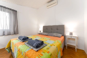 3-Bedroom Villa for Up to 8 Guests in Kornić