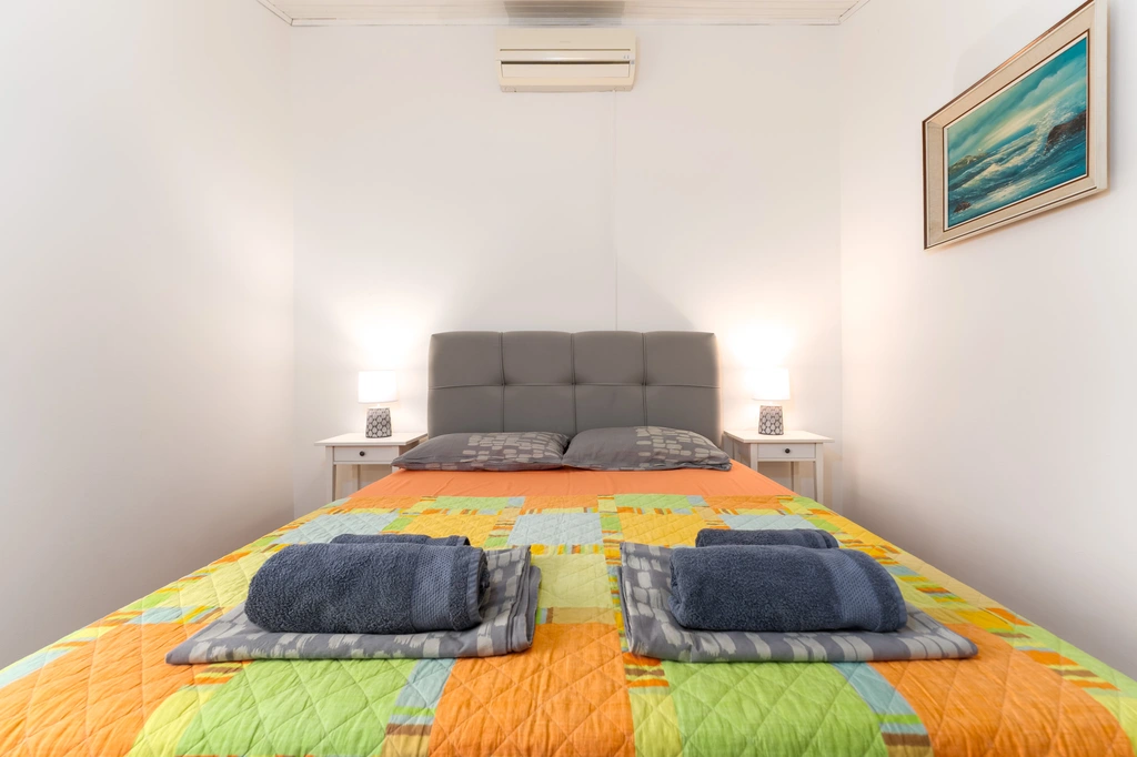 3-Bedroom Villa for Up to 8 Guests in Kornić