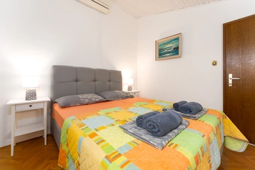 3-Bedroom Villa for Up to 8 Guests in Kornić