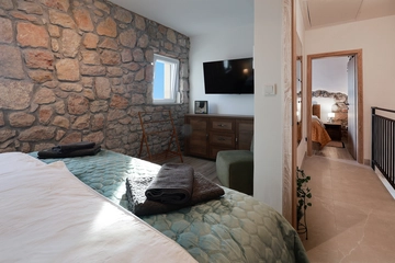 Stone Villa with Pool and Sea Views in Prizna