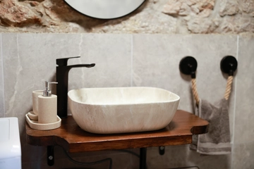 Stone Villa with Pool and Sea Views in Prizna