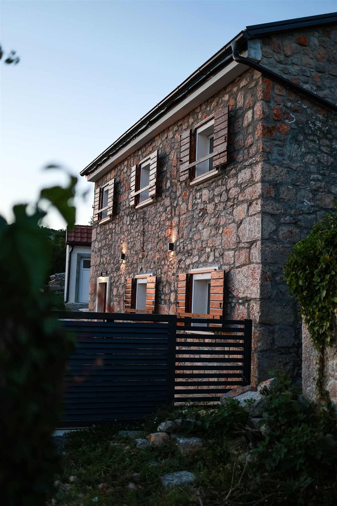 Villa with sea views and pool