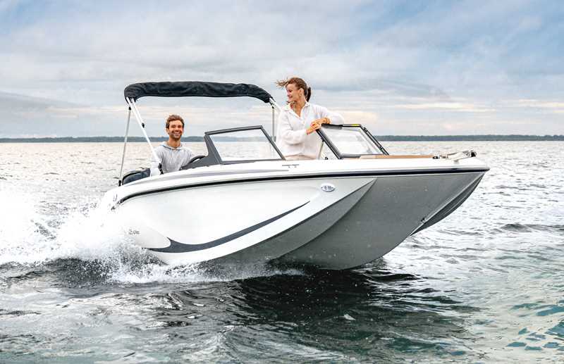 Quicksilver 525 aXess