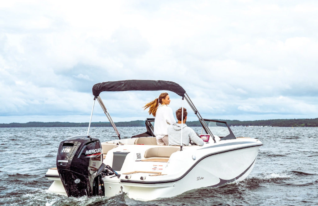 Quicksilver 525 aXess