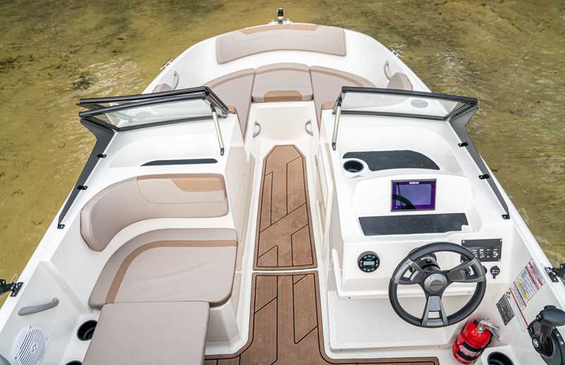 Quicksilver 525 aXess