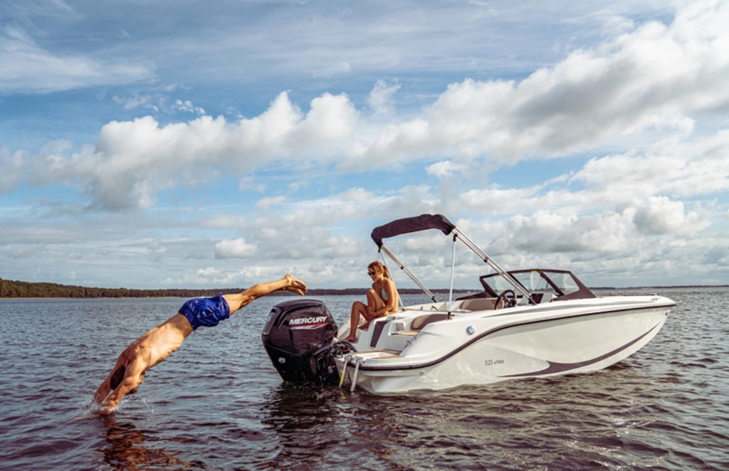Quicksilver 525 aXess
