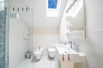 Sea-View Apartment in Bol for 6 Guests