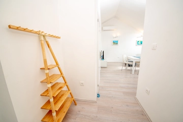 Sea-View Apartment in Bol for 6 Guests