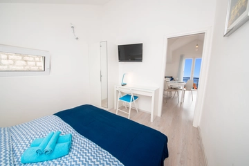 Sea-View Apartment in Bol for 6 Guests