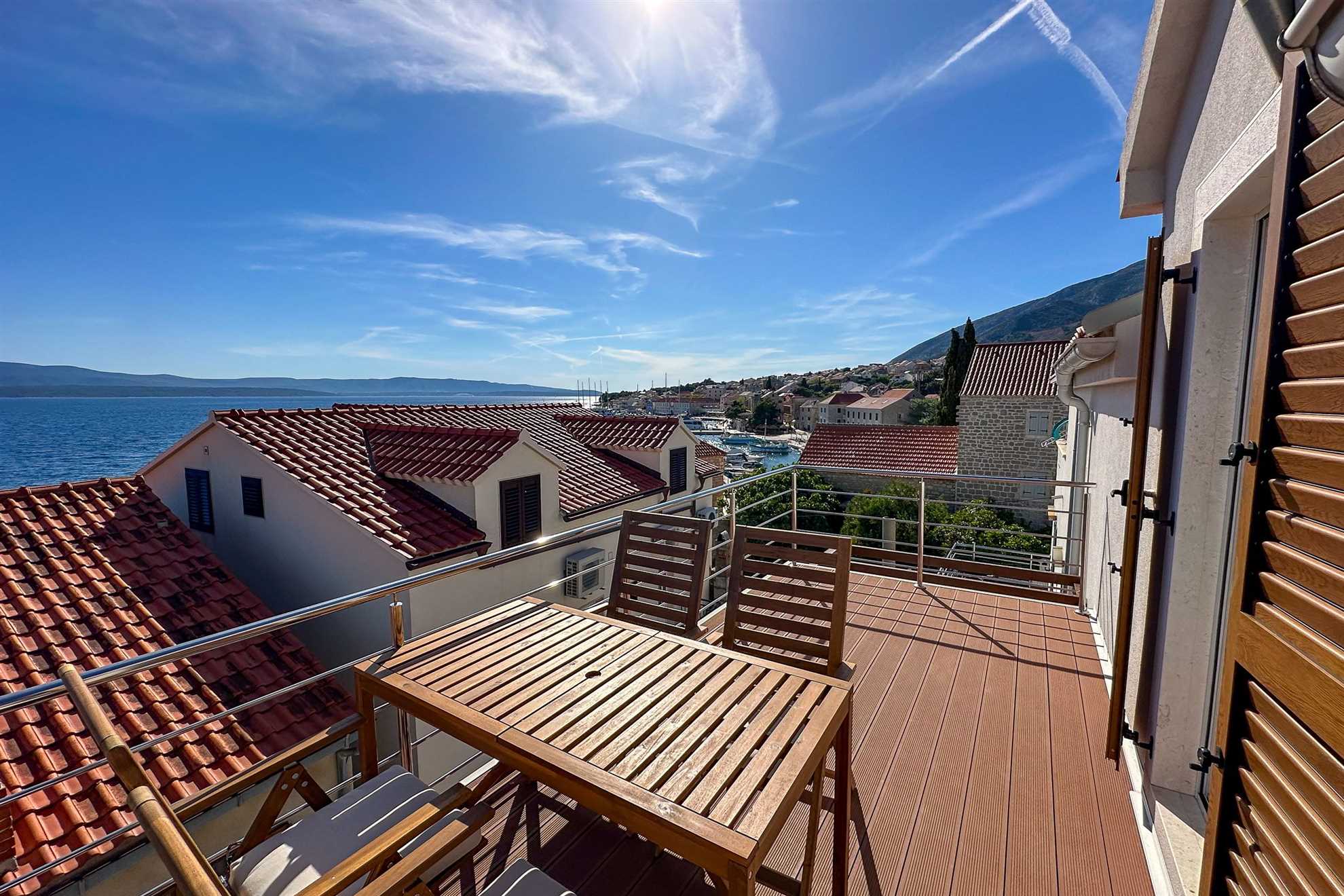 Penthouse apartment Sea