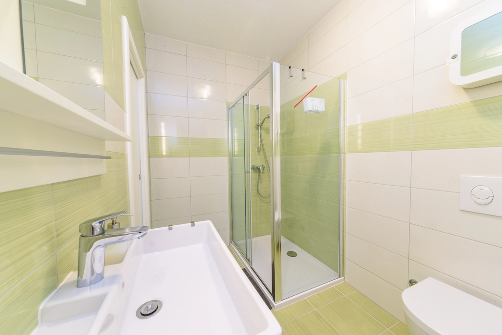 Studio for 2 with Sea View and Balcony in Bol