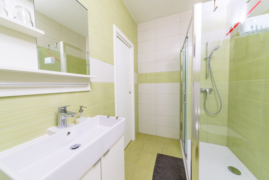 Studio for 2 with Sea View and Balcony in Bol
