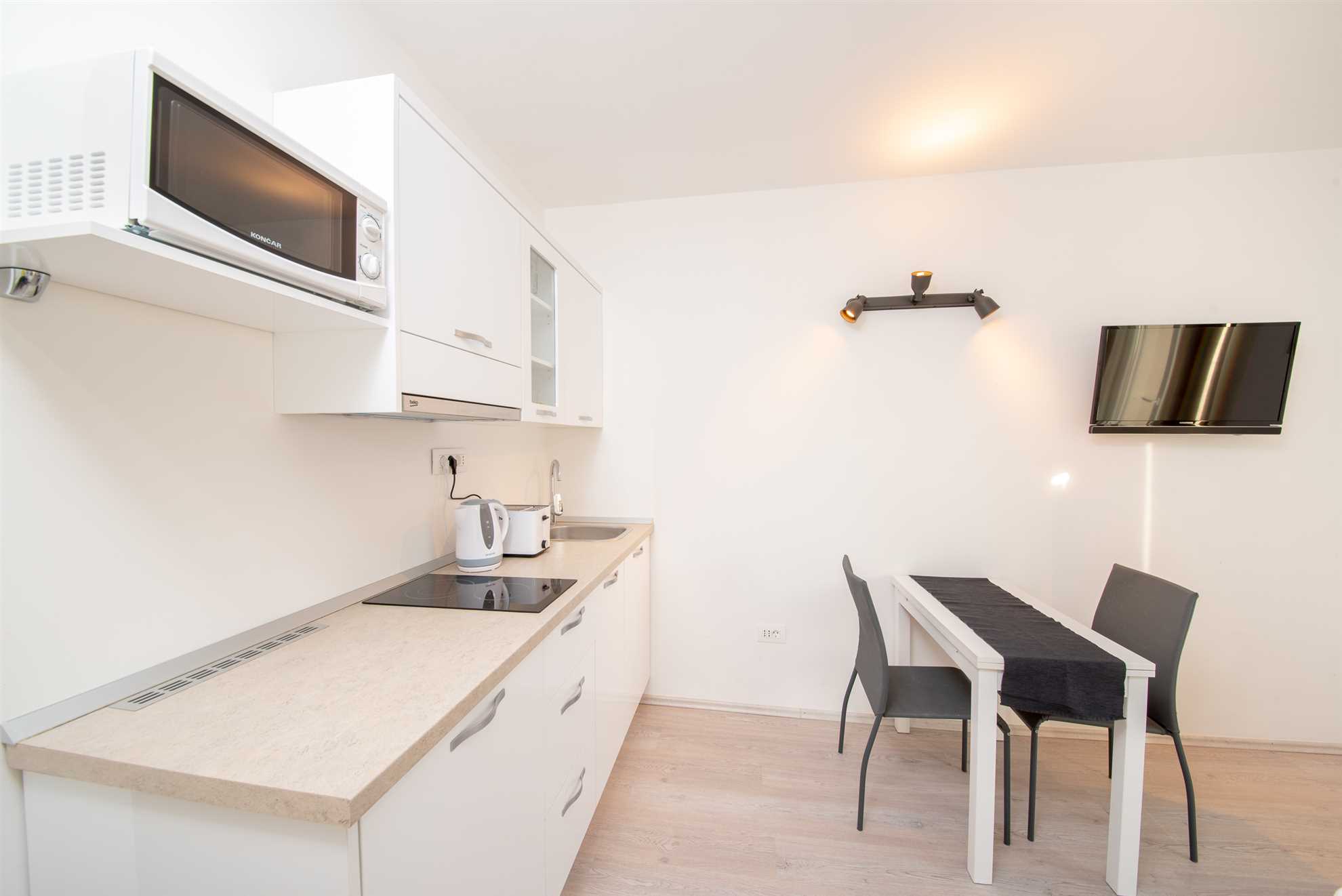 Cosy studio Stone for 2 with large balcony