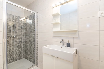 Studio for 2 in Bol with Large Balcony