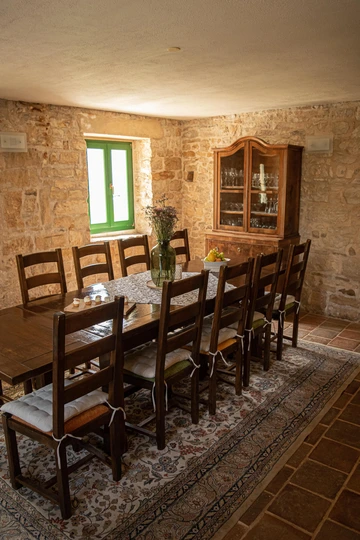 Svetvinčenat Villa for 10 Guests with 5 Bedrooms